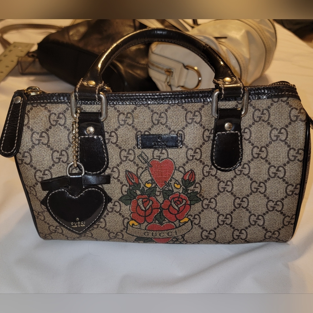 Vintage GUCCI Classic Tattoo Rose Hand BAG
